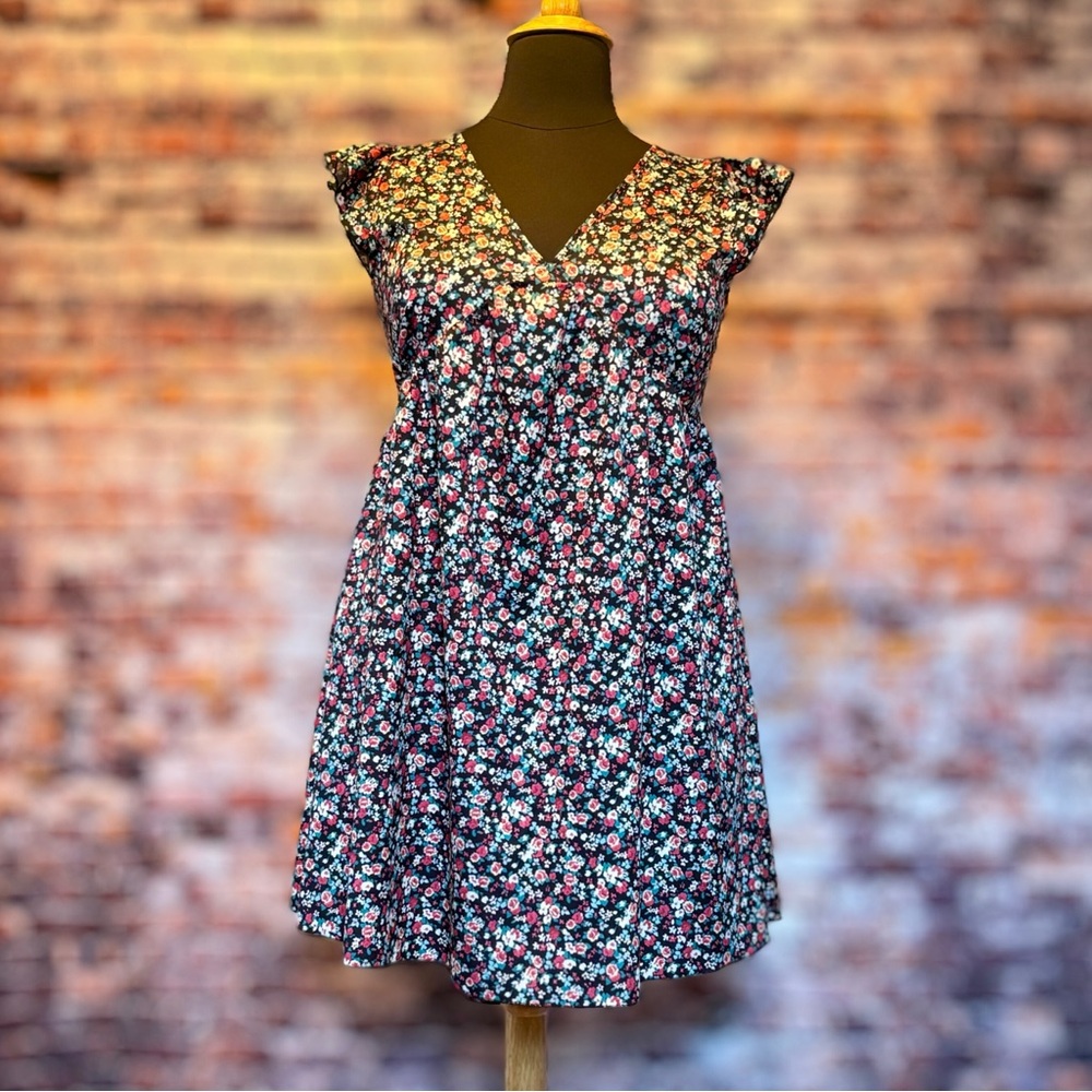 XL Floral Flutter Sleeve Dress
